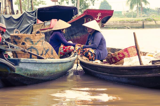 Things to do in the Mekong Delta region, Vietnam - Community in the Cai Rang Floating Markets 