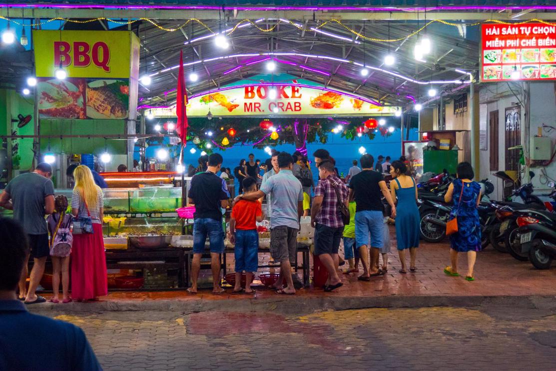 Is it worth visiting Mui Ne Vietnam? Things to do in Mui Ne at night - Fresh Seafood Restaurants 