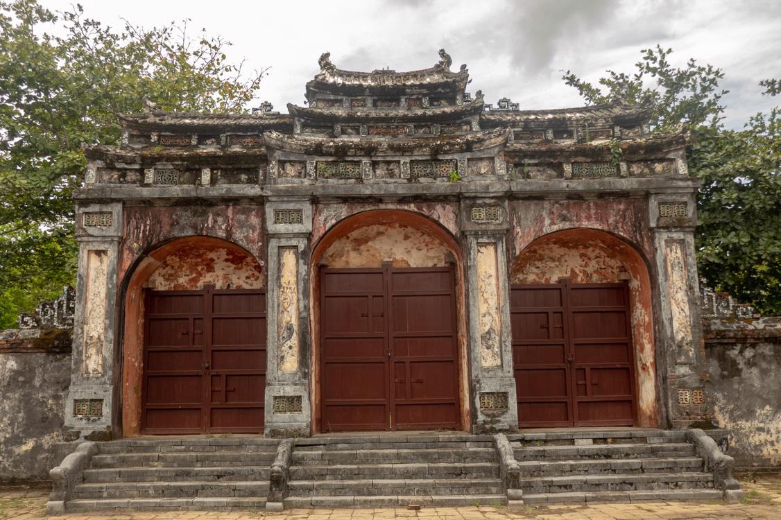 Best tombs in Hue - Entrance to Minh Mang Tomb