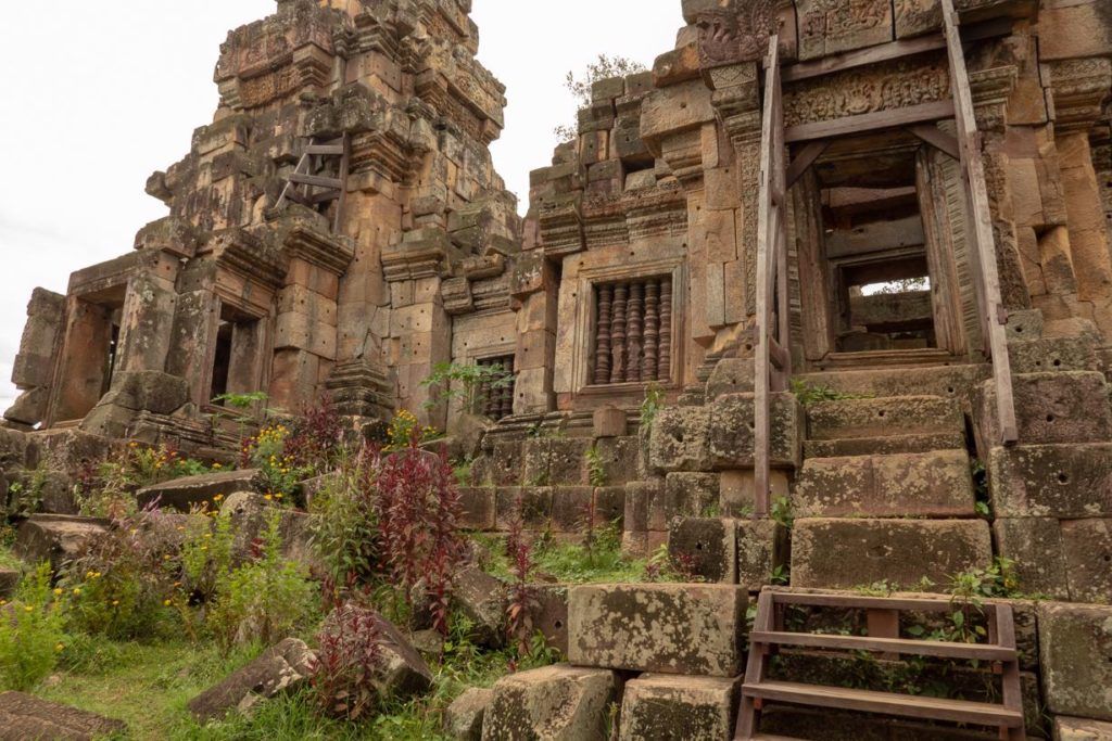 Battambang Tuk Tuk Tour Wat Ek Phnom 